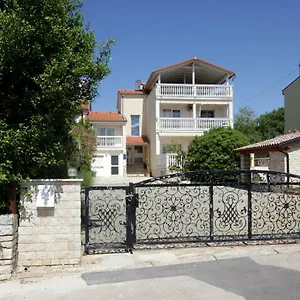 Domic Apartment Banjole