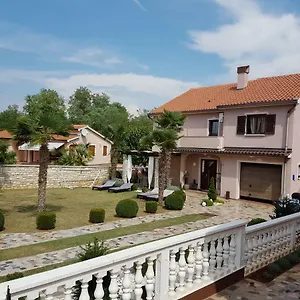 Mit 2 Schlafzimmer Oder - Istrien-fiorini Ferienhaus Brtonigla